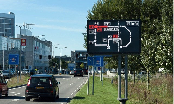 Segnali stradali dinamici su misura P10 Smart City che avverte l'esposizione di LED