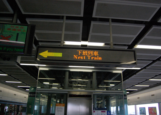 Colore pieno della visualizzazione delle informazioni del passeggero di P8 LED per la stazione della metropolitana